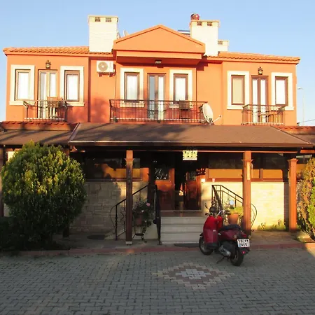 Πανσιόν Suinn Cunda 2*